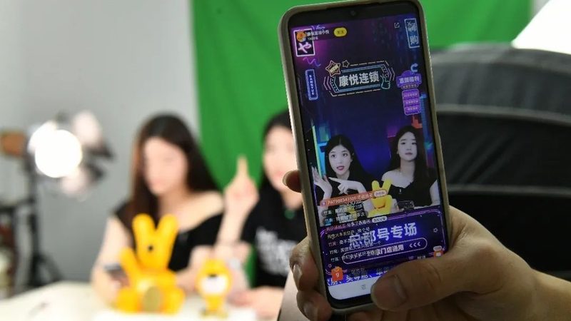 金牌保姆培训与普通保姆区别：专业素养的深度解析